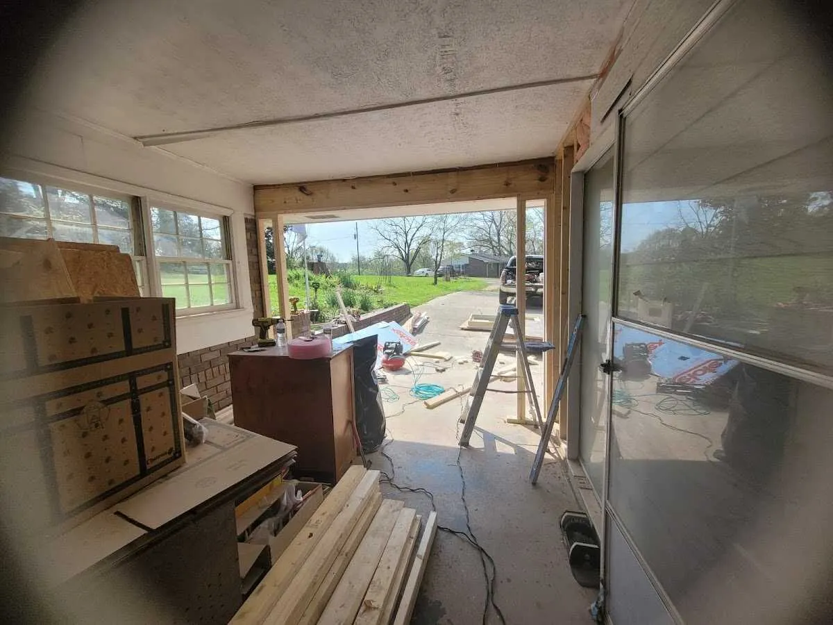 Air movers and dehumidifier for Drying & Dehumidification in Beaver Dam